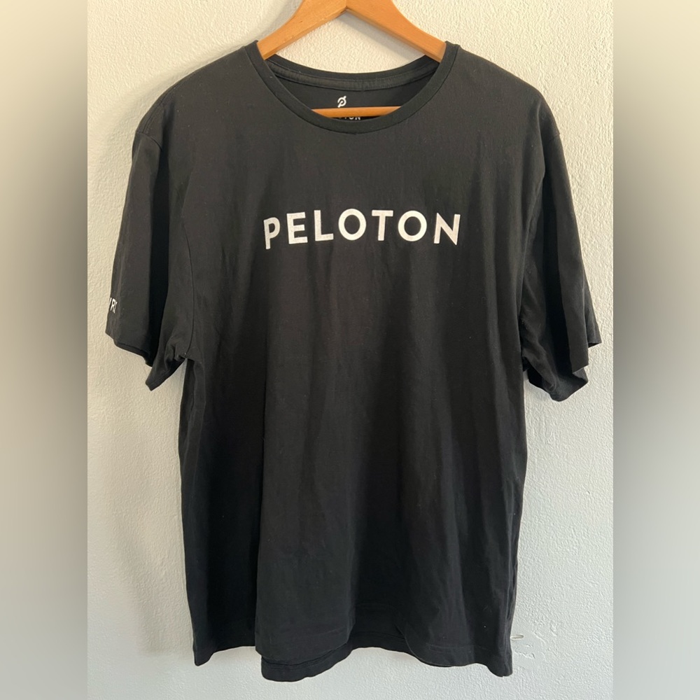 Peloton black T-shirt in size XL, 100% cotton, century 100
